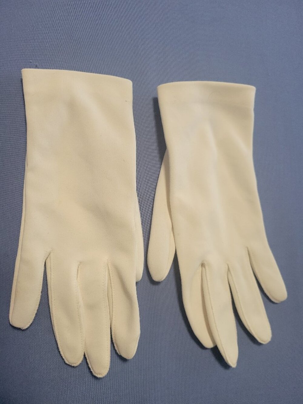 Vintage White Gloves with Stretch